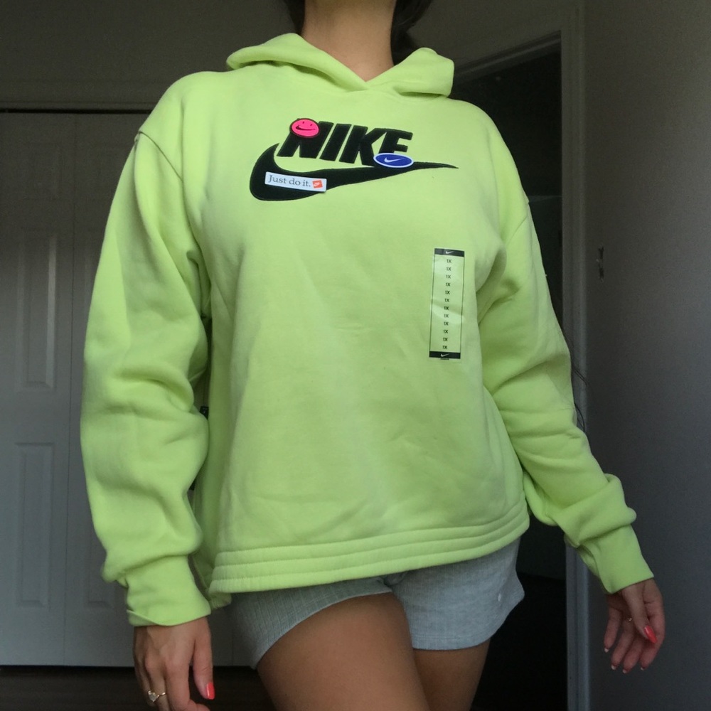 Nike sweatshirt